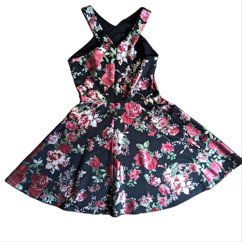 Aqua V Neck Metallic Floral Rose Fit and Flare Glam Wedding Guest Party Dress - Picture 2 of 4